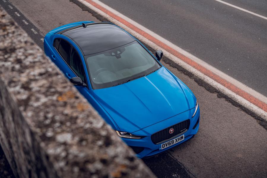  Jaguar XE R-Dynamic Reims Edition 2020 года  (UK) (фото 59 из 84)